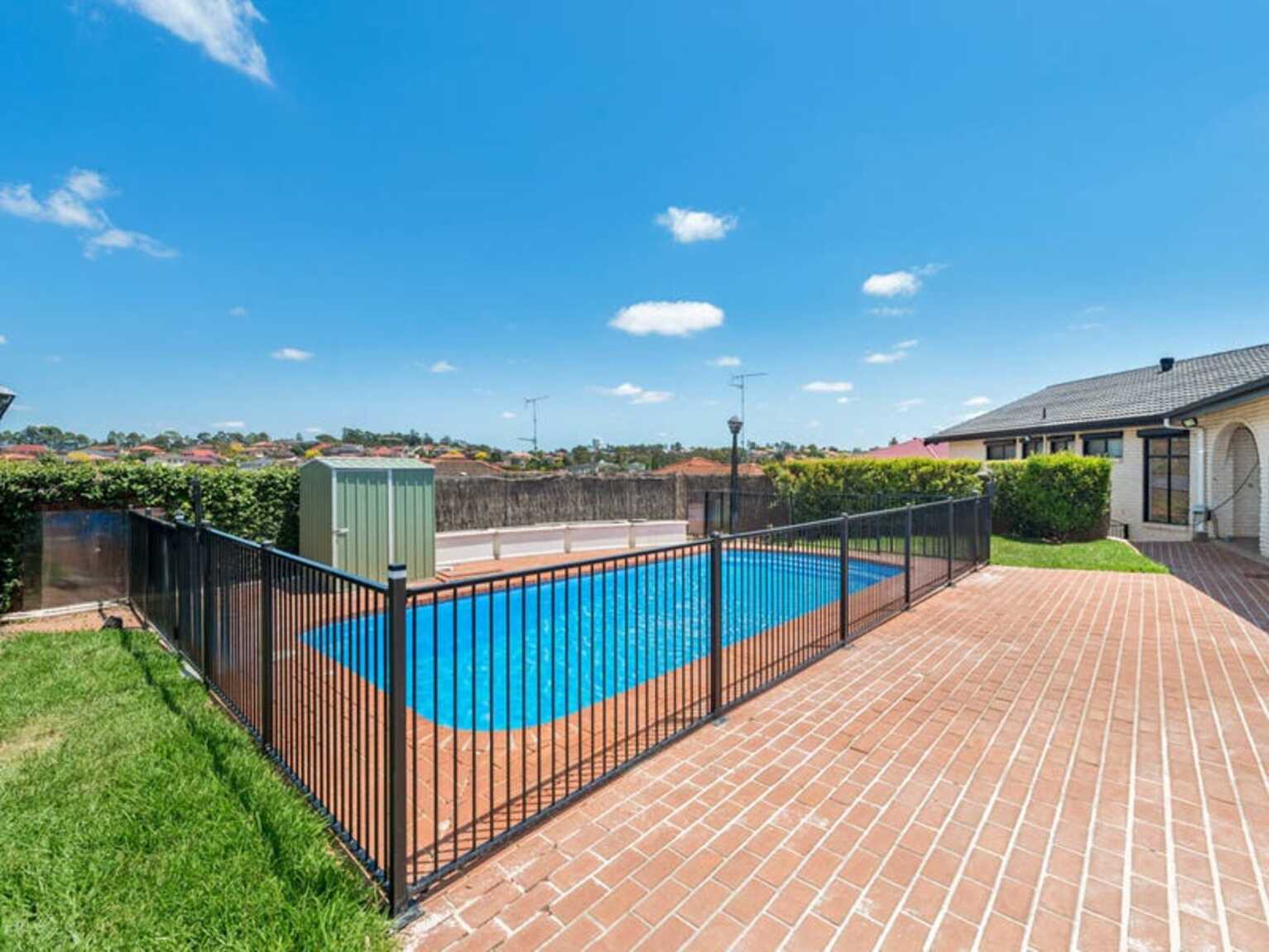 19-21 Huon Place Bella Vista