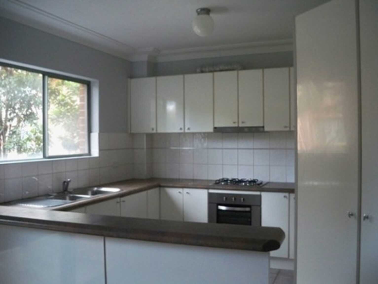 4/33 Meehan Street Granville