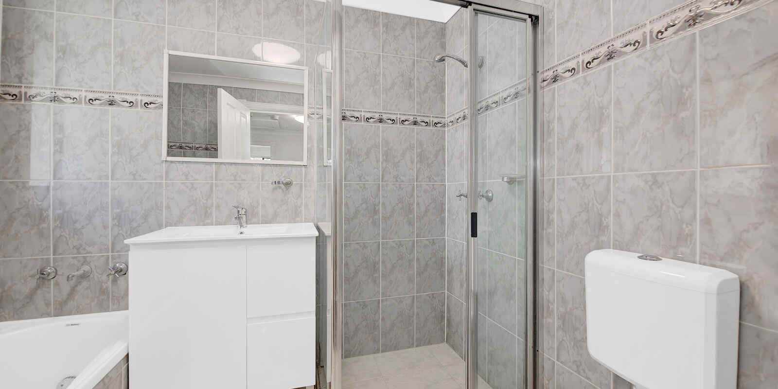 1/84-86 Girraween Road Girraween