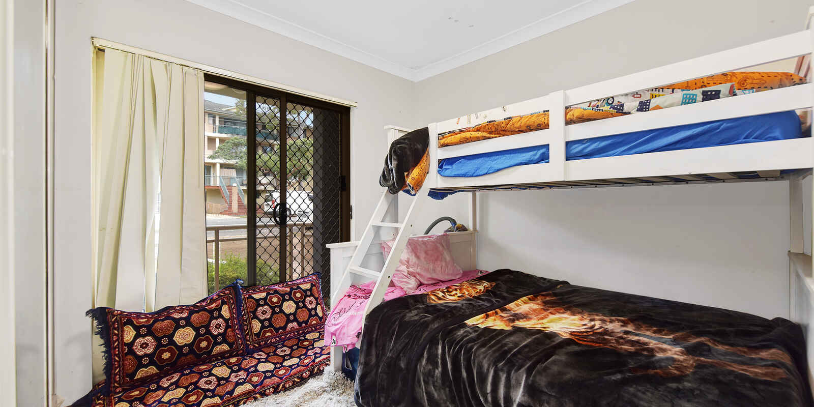 2/30 Memorial Avenue Merrylands 2/30 Memorial Avenue Merrylands