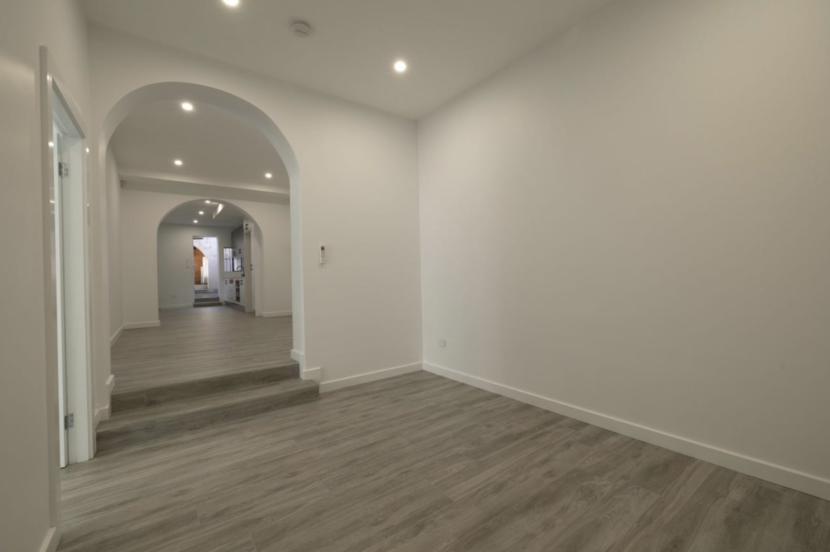 32 Colbourne Avenue Glebe