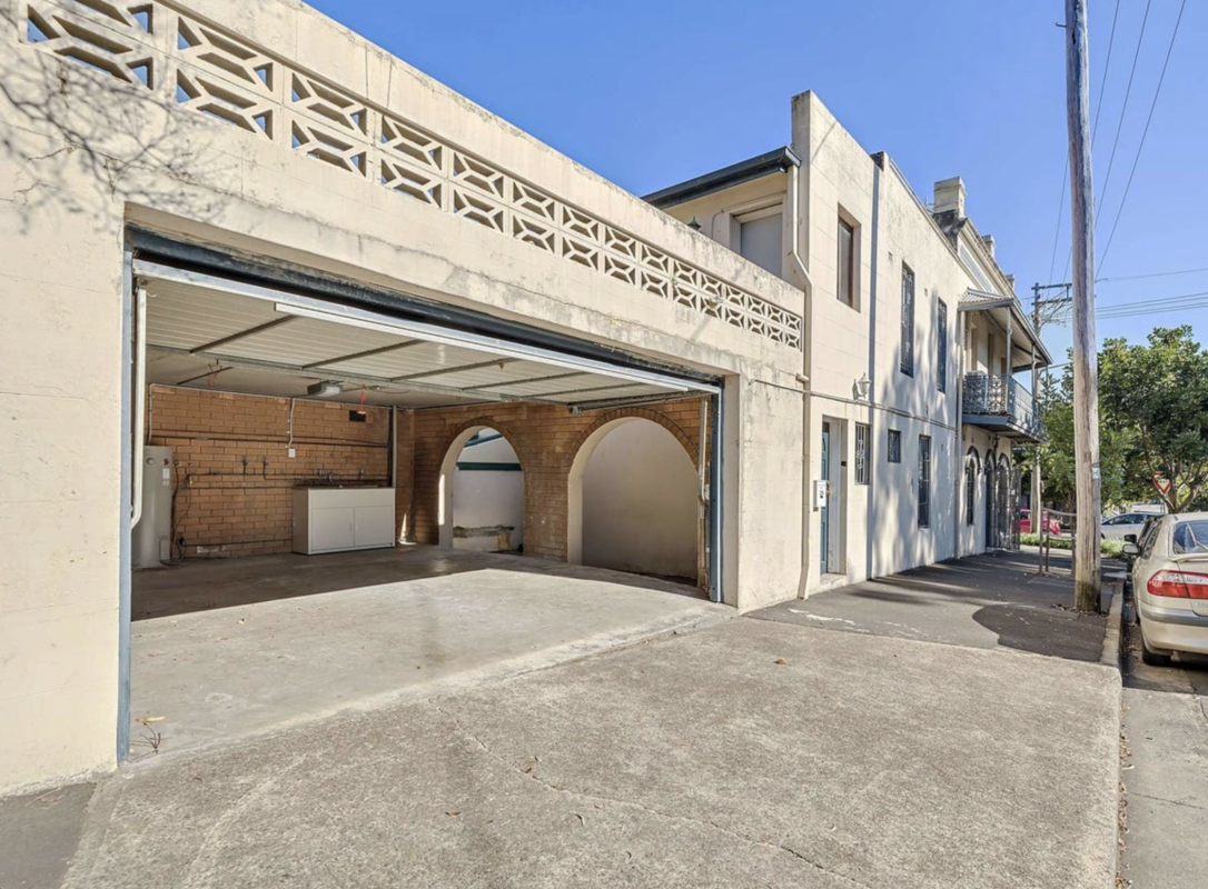 32 Colbourne Avenue Glebe