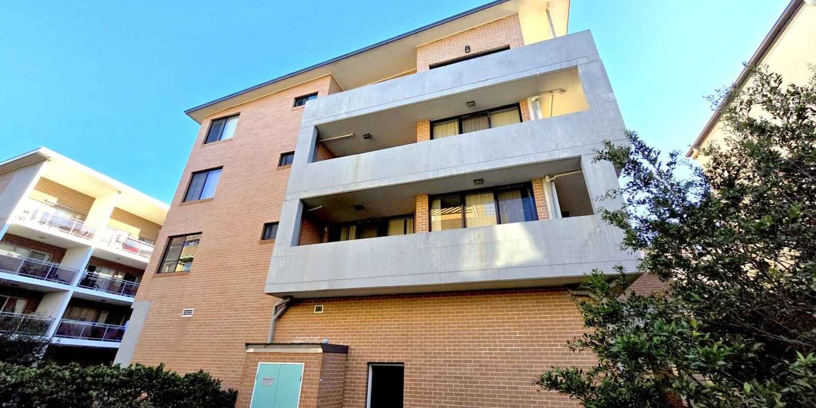 2/9-11 Kleins Road Northmead