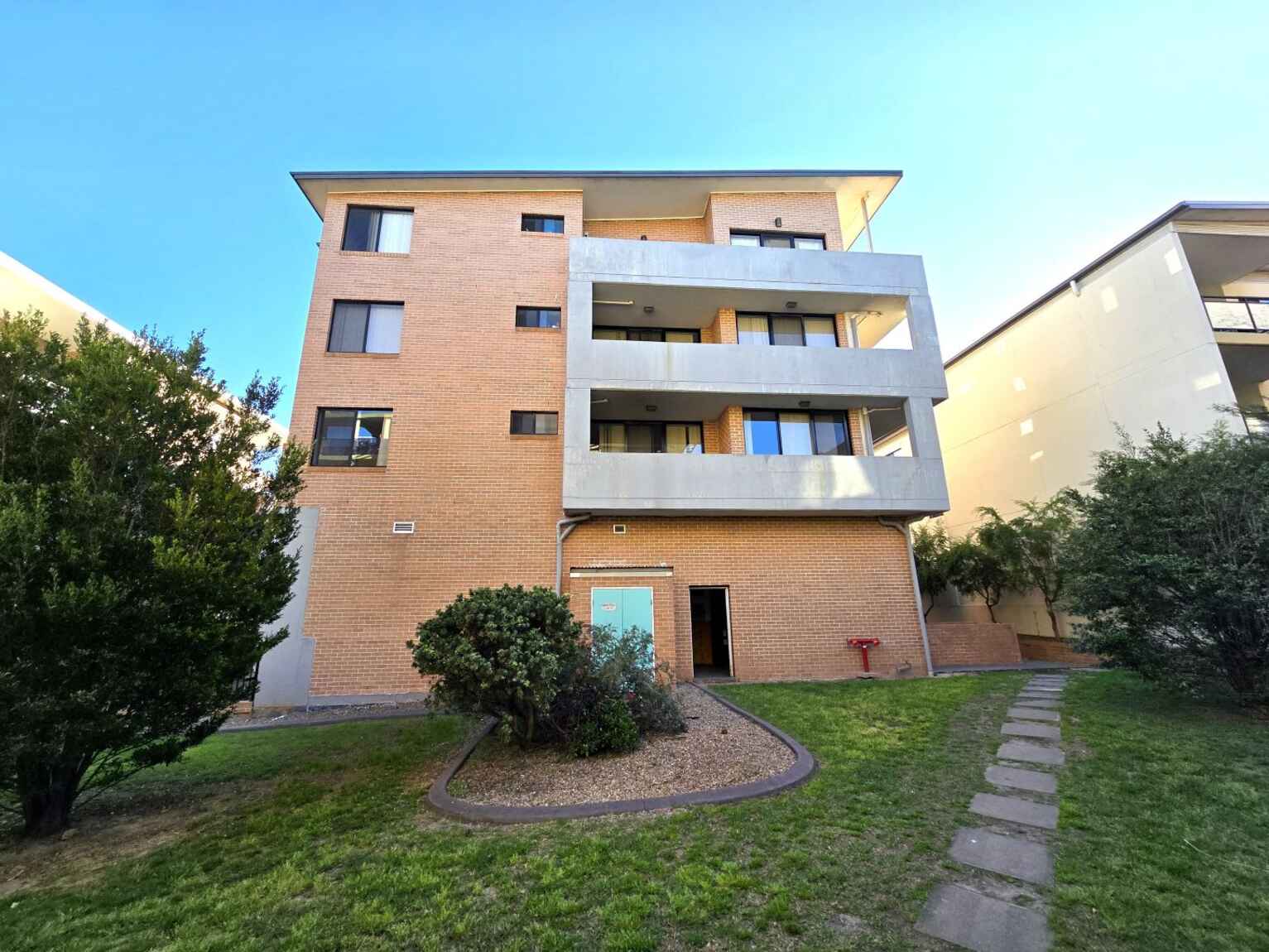 2/9-11 Kleins Road Northmead 2/9-11 Kleins Road Northmead