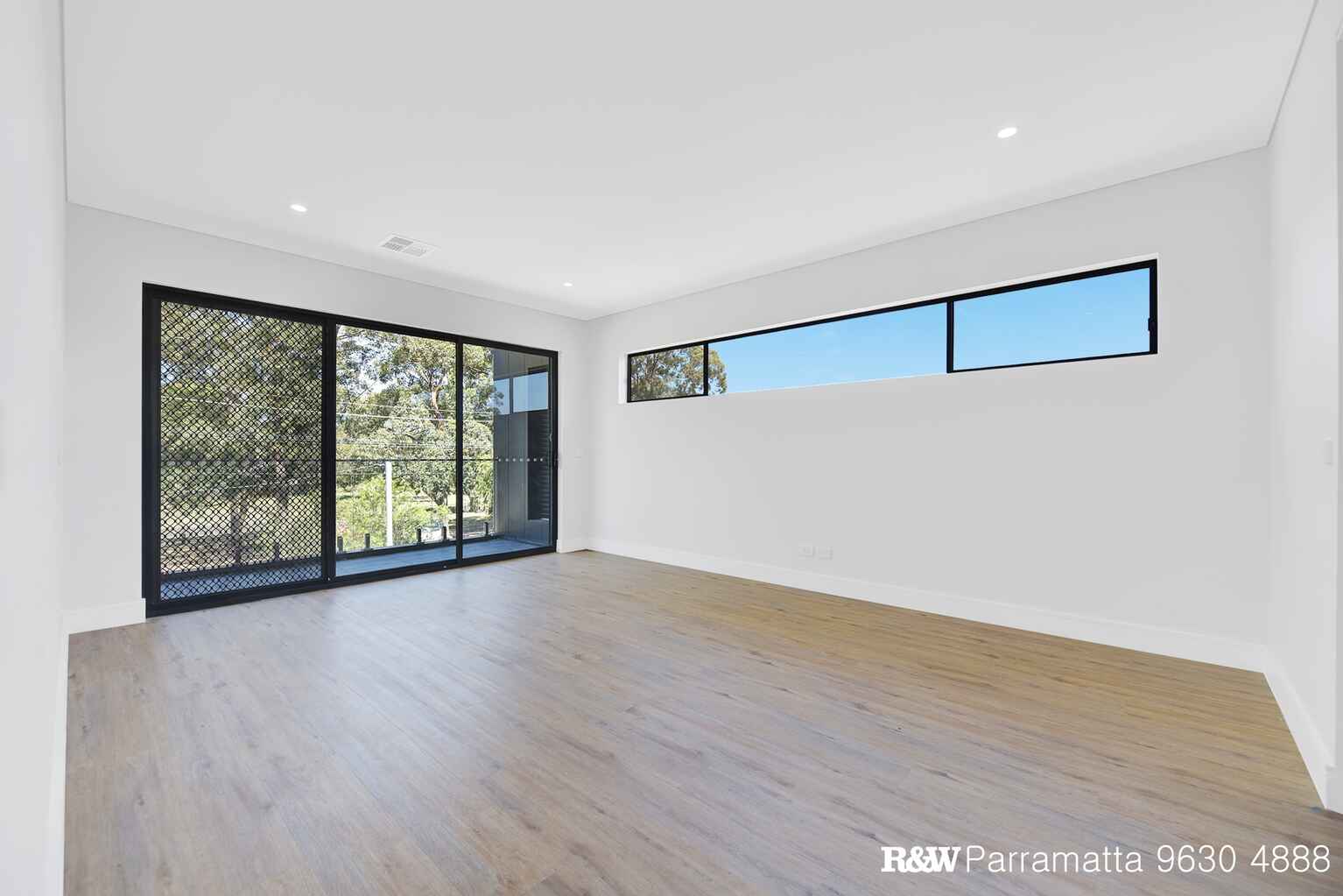 138 Centenary Road South Wentworthville