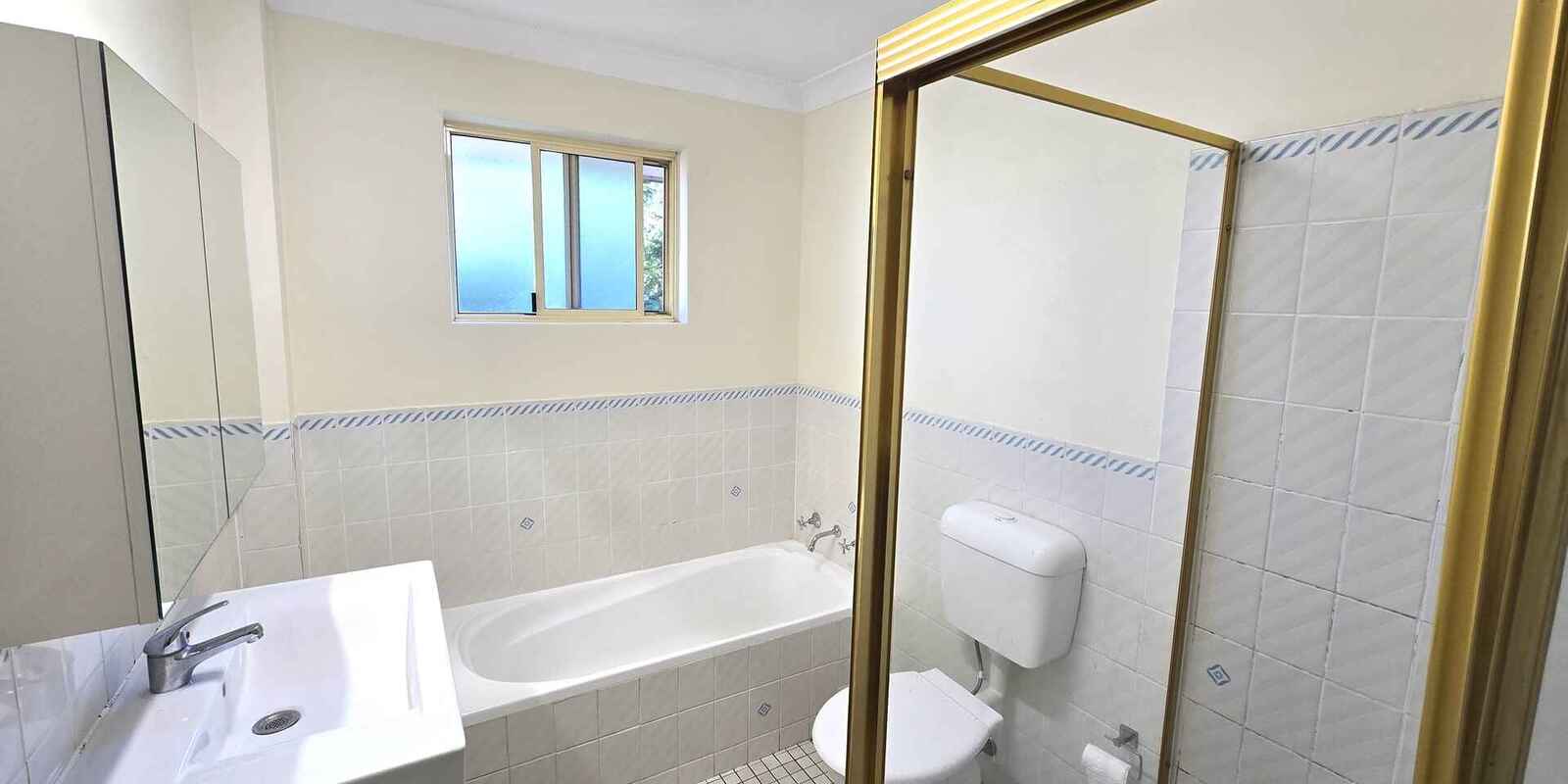 9/8-10 Queens Road Westmead