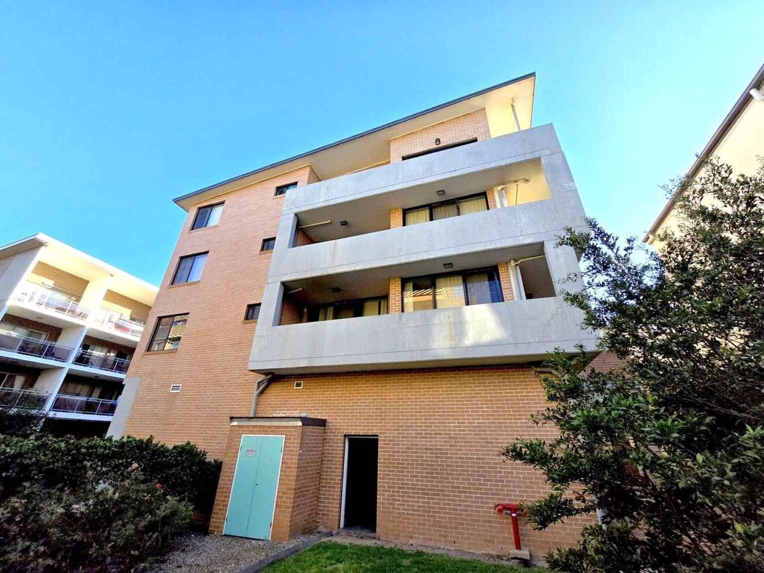 11/9-11 Kleins Road Northmead