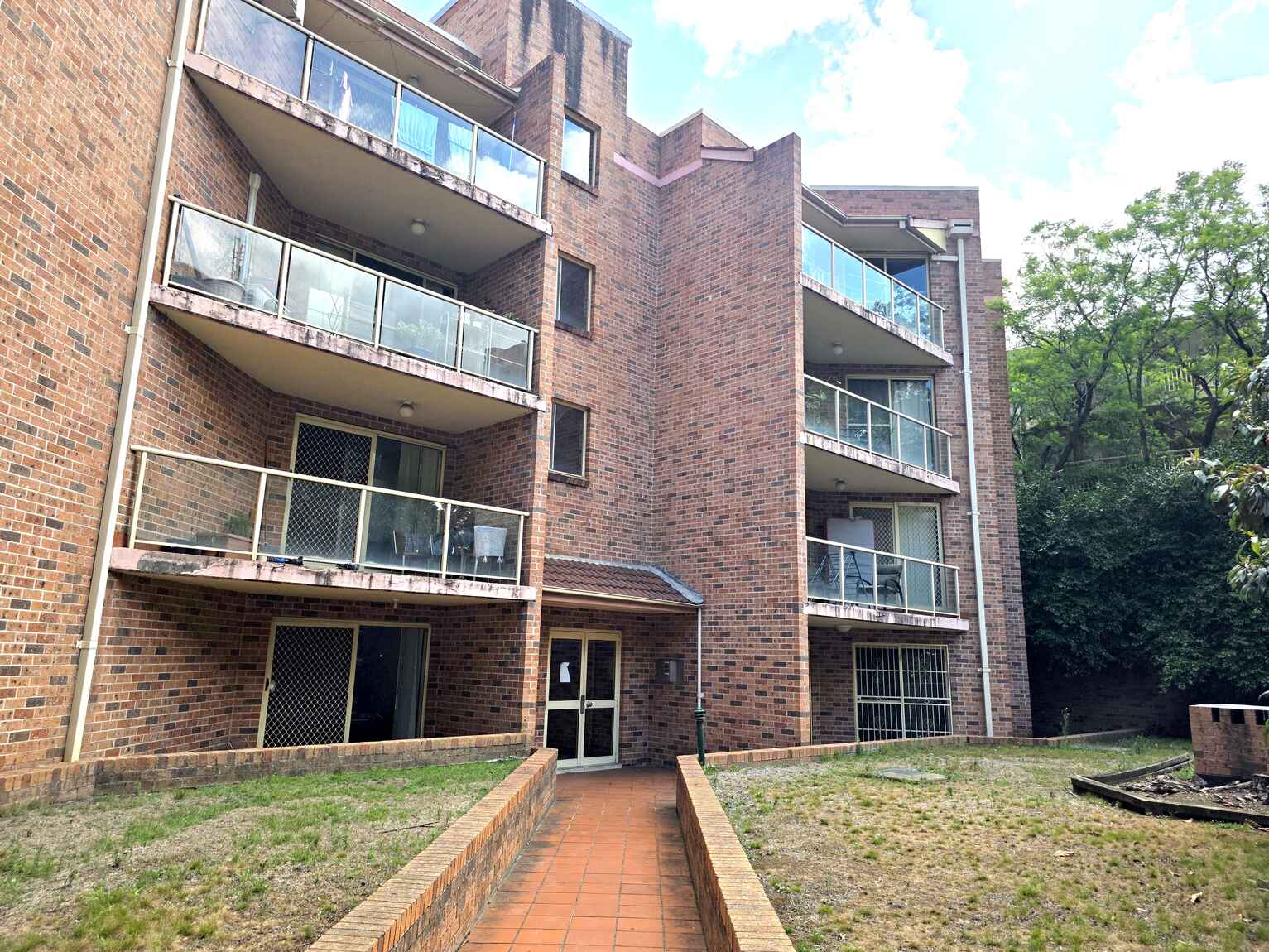 1/13-21 Great Western Highway Parramatta