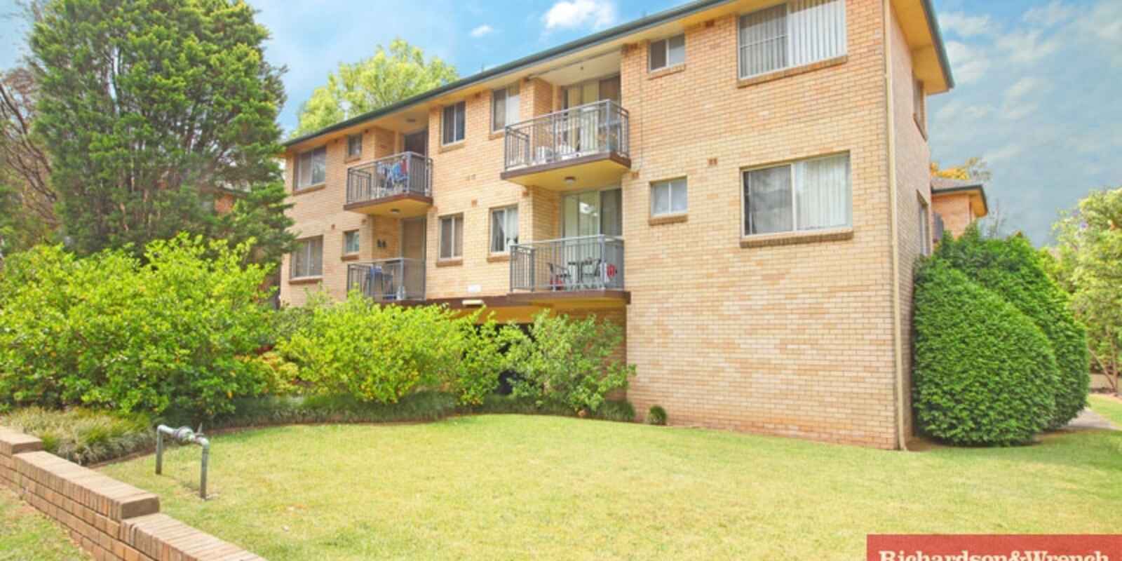 1/15-17 Marsden Street Parramatta