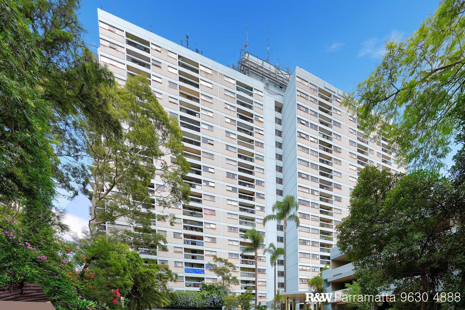 17L/15 Campbell Street Parramatta