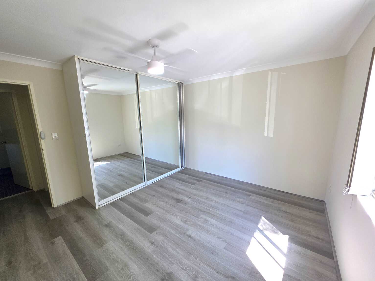 1/8-10 Queens Road Westmead