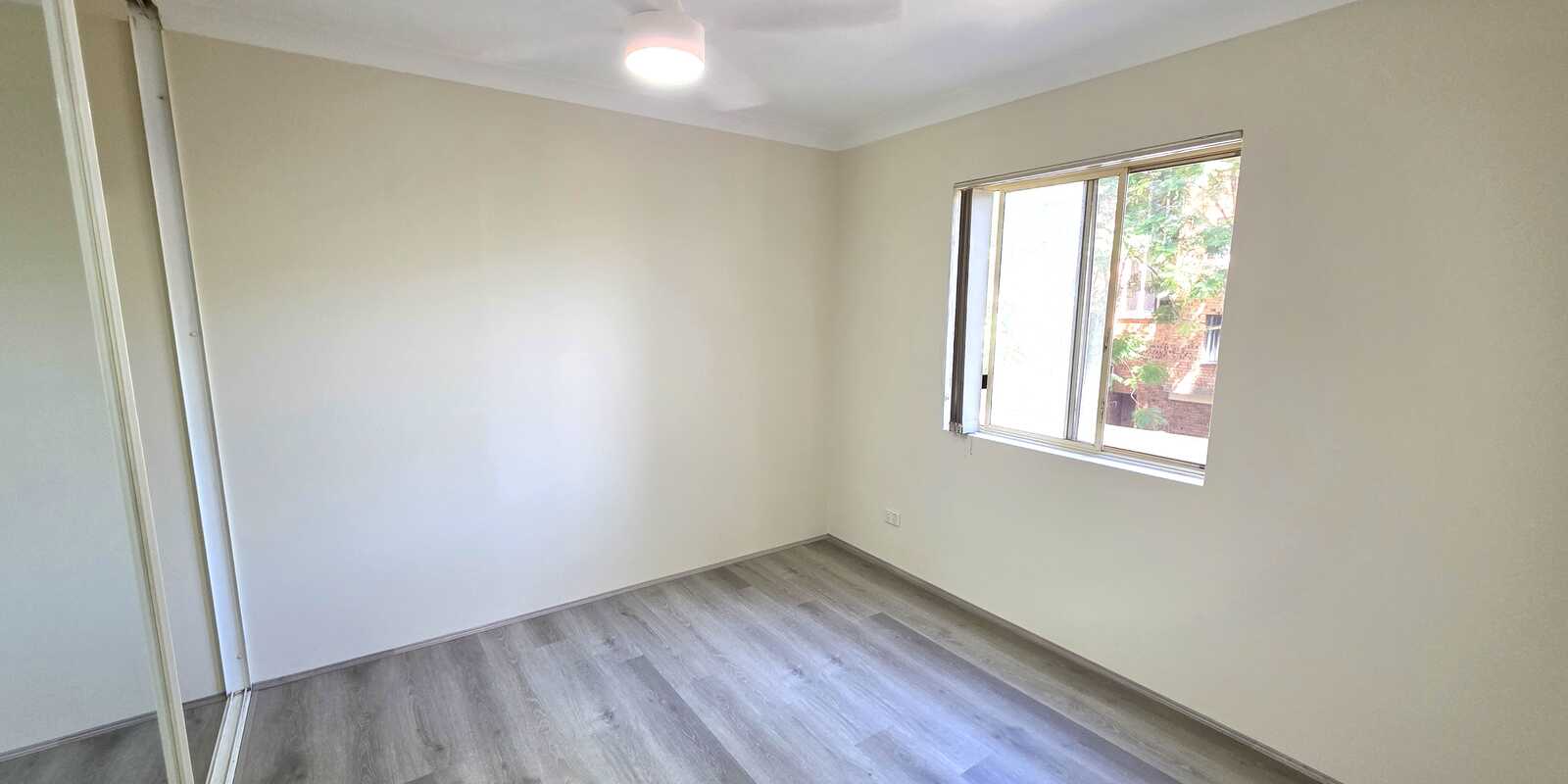 1/8-10 Queens Road Westmead