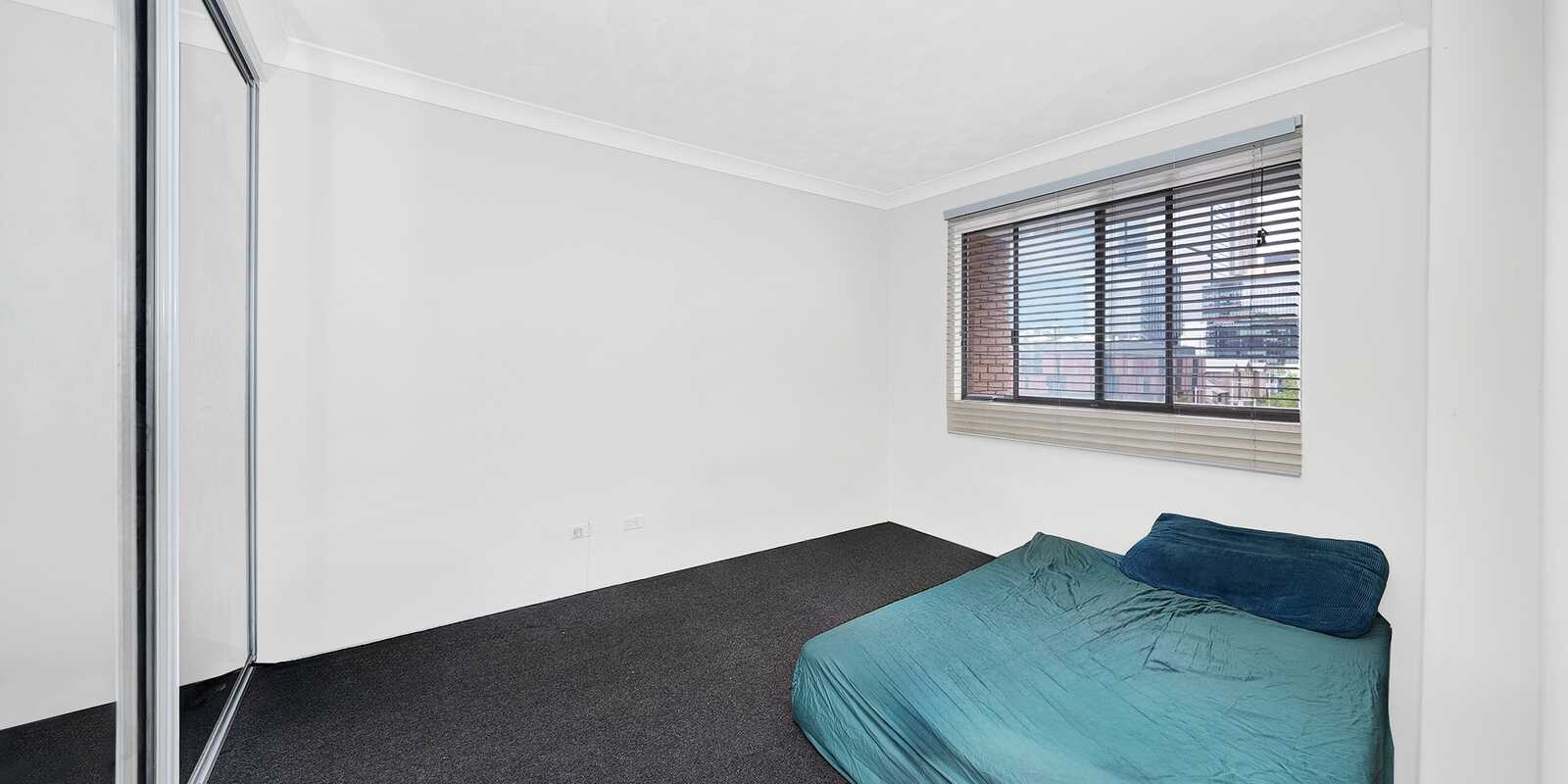 31/128 Macquarie street Parramatta