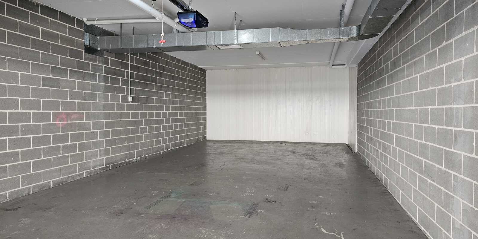 4/175 Kissing Point Road Dundas