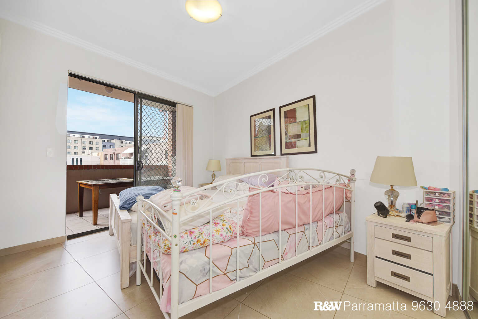 209/354 Church Street Parramatta