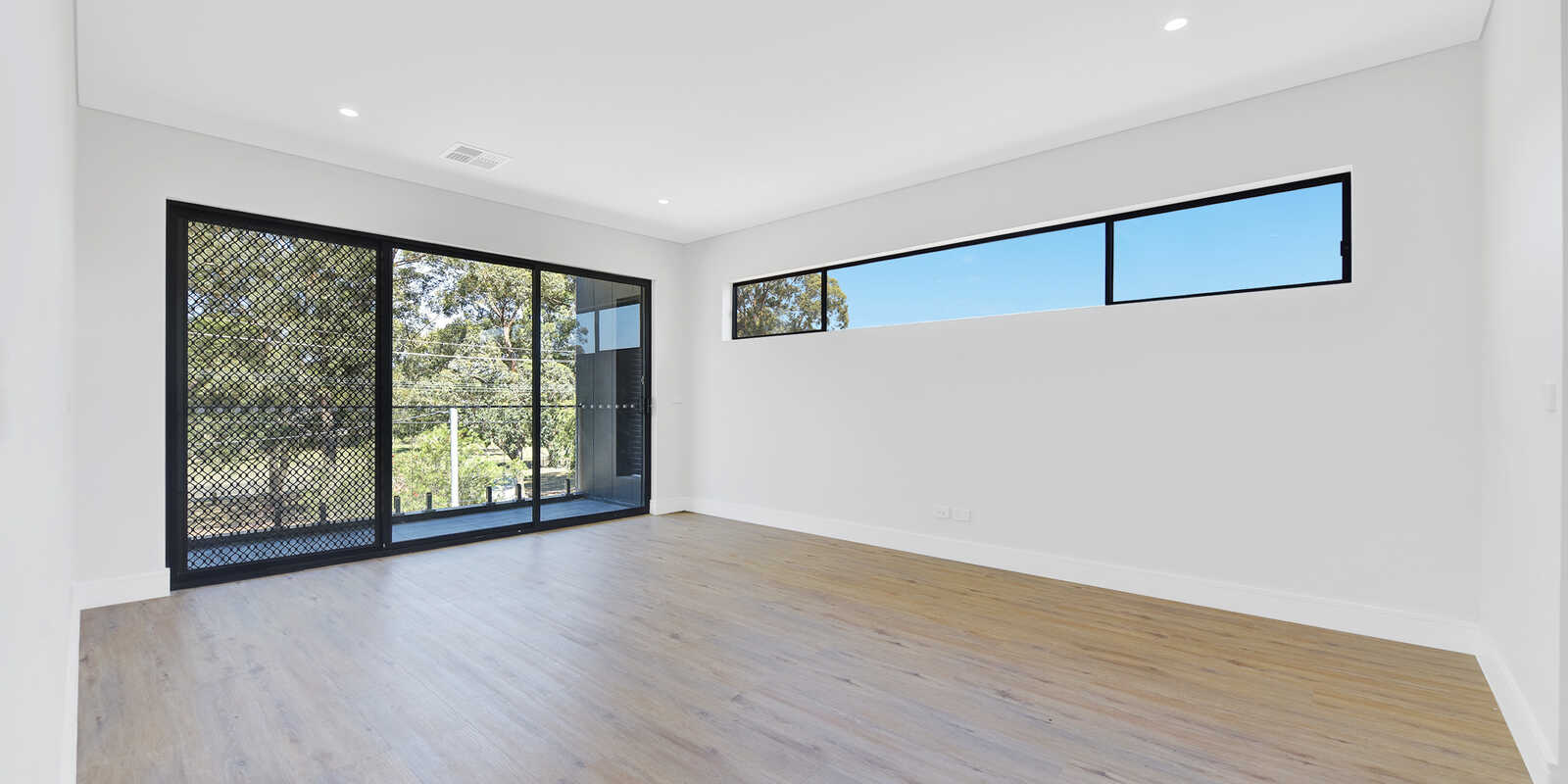 138 Centenary Road South Wentworthville