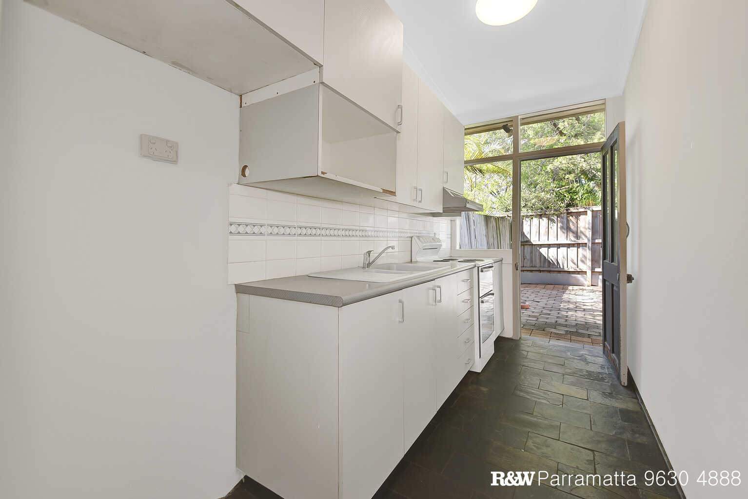 16 Munni Street Newtown