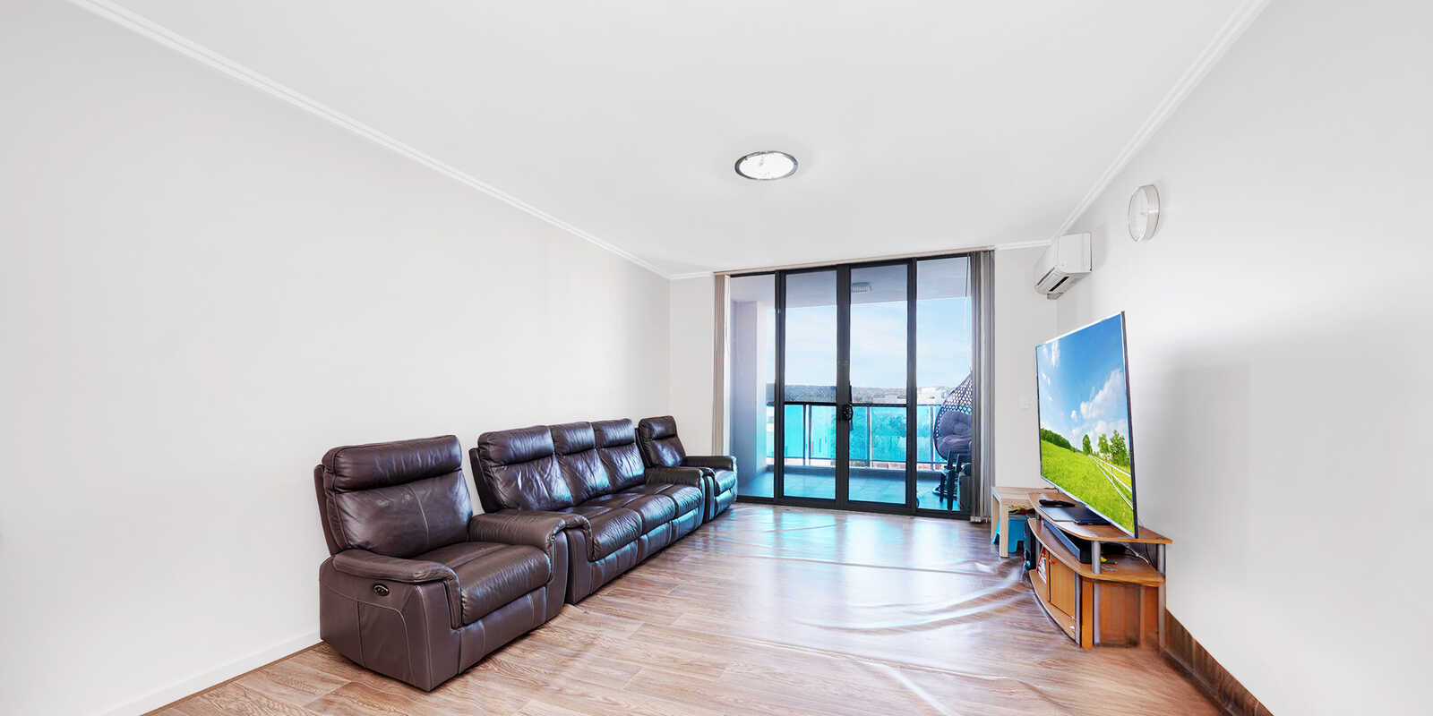 704/3-5 Weston Street Rosehill
