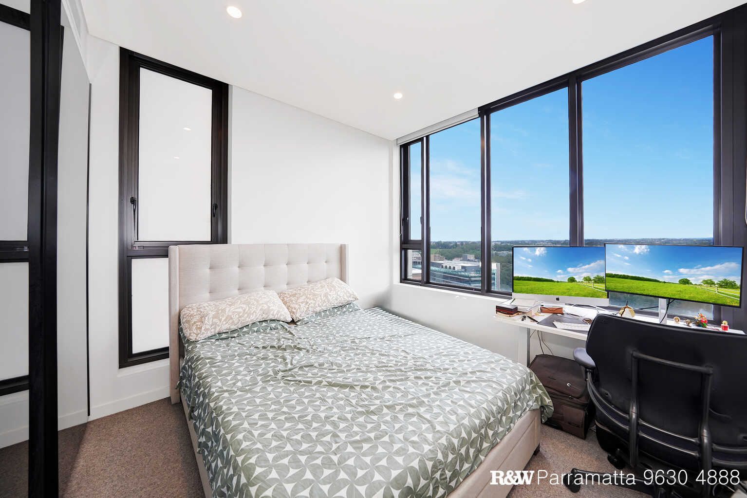 1905/12 Phillip Street Parramatta