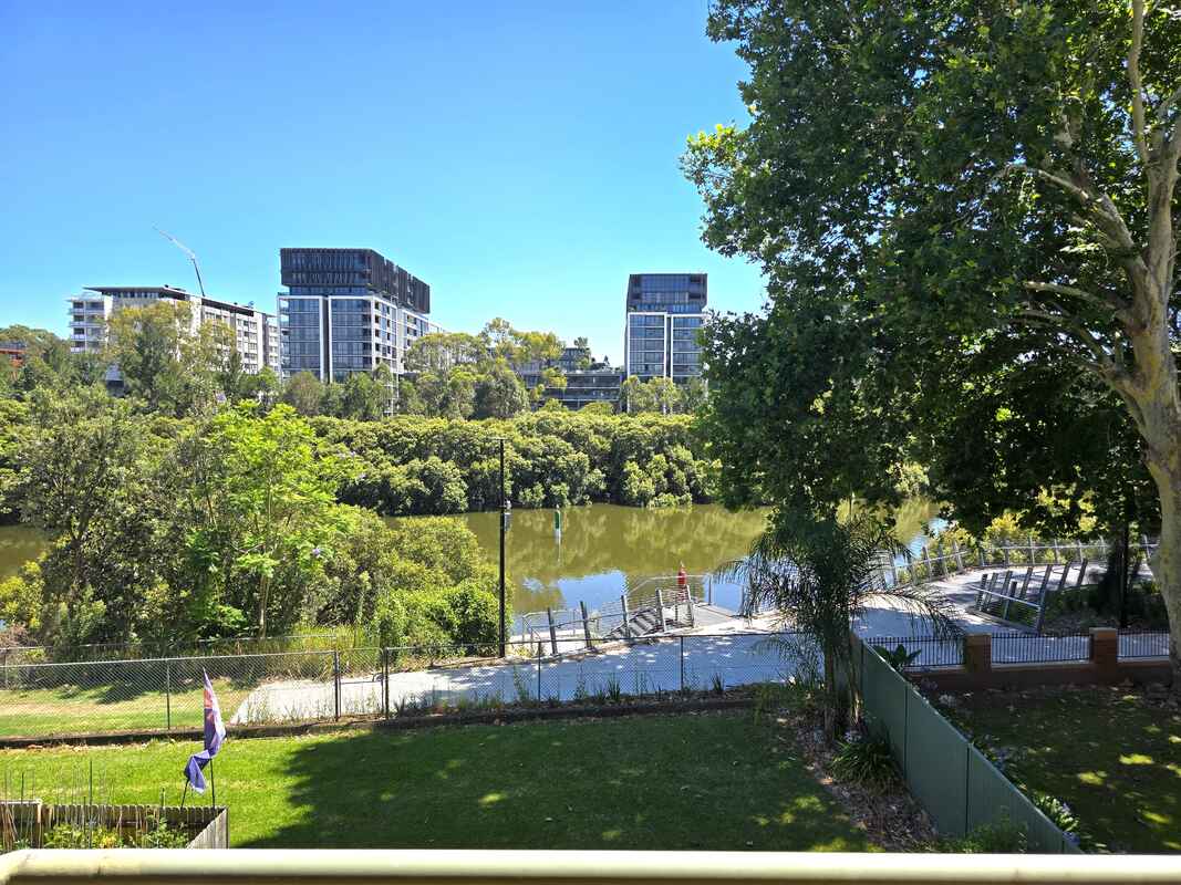 6/16-18 Noller Parade Parramatta