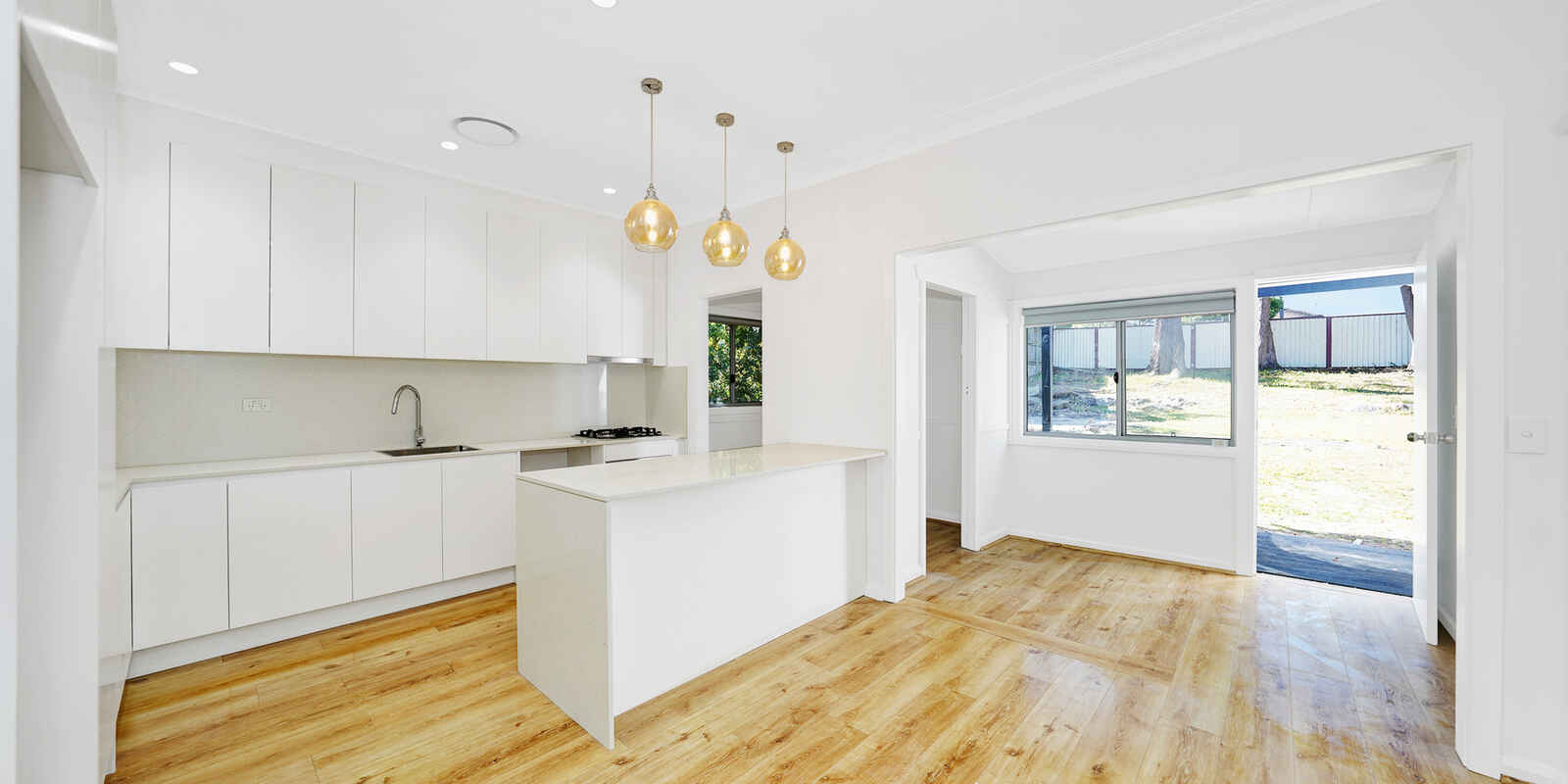 68 Rippon Avenue Dundas