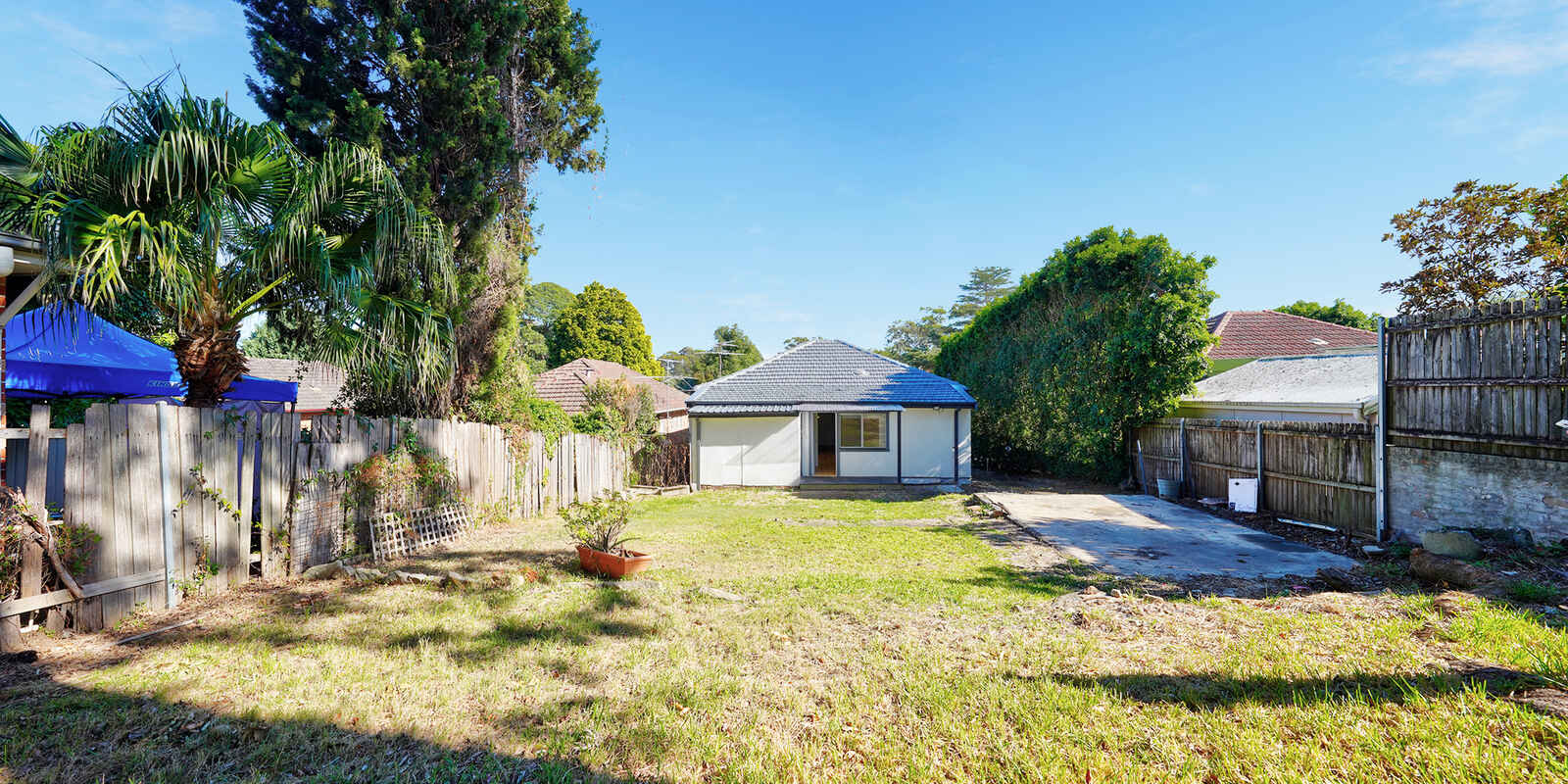 68 Rippon Avenue Dundas