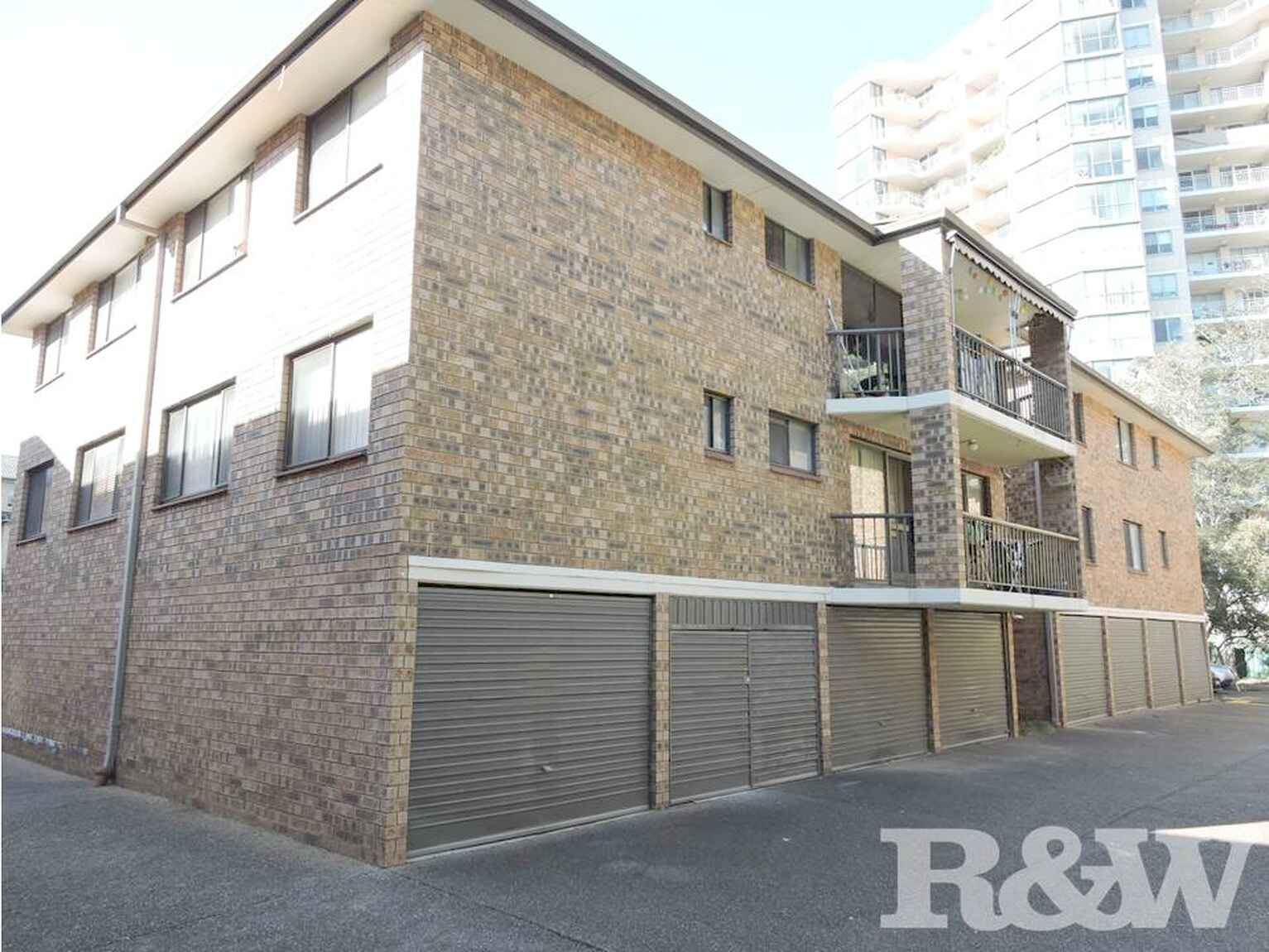 8/5 Sorrell Street Parramatta