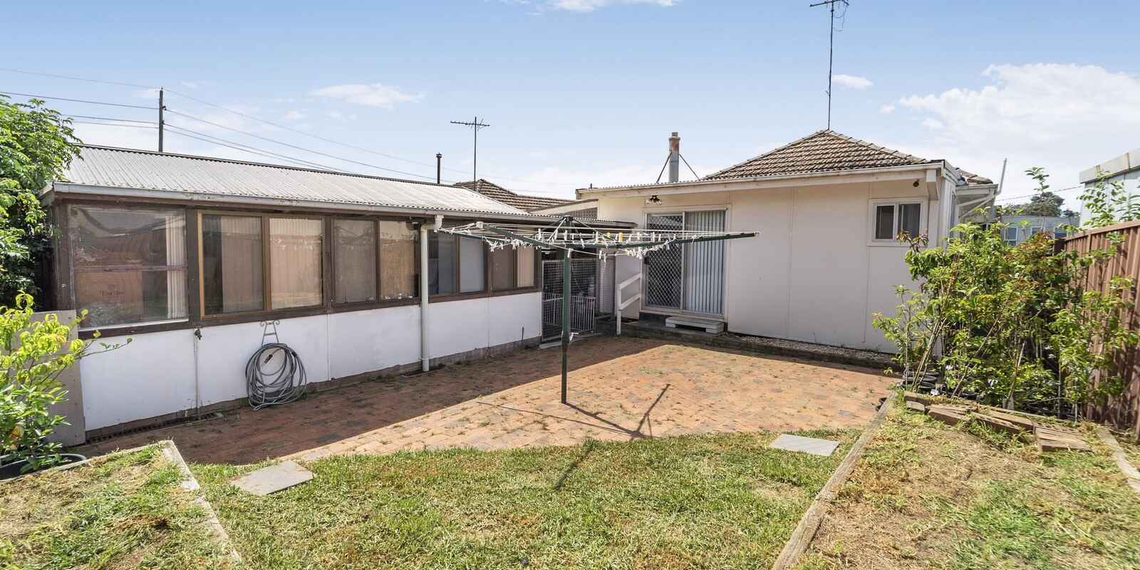 18 Warialda Street Merrylands West