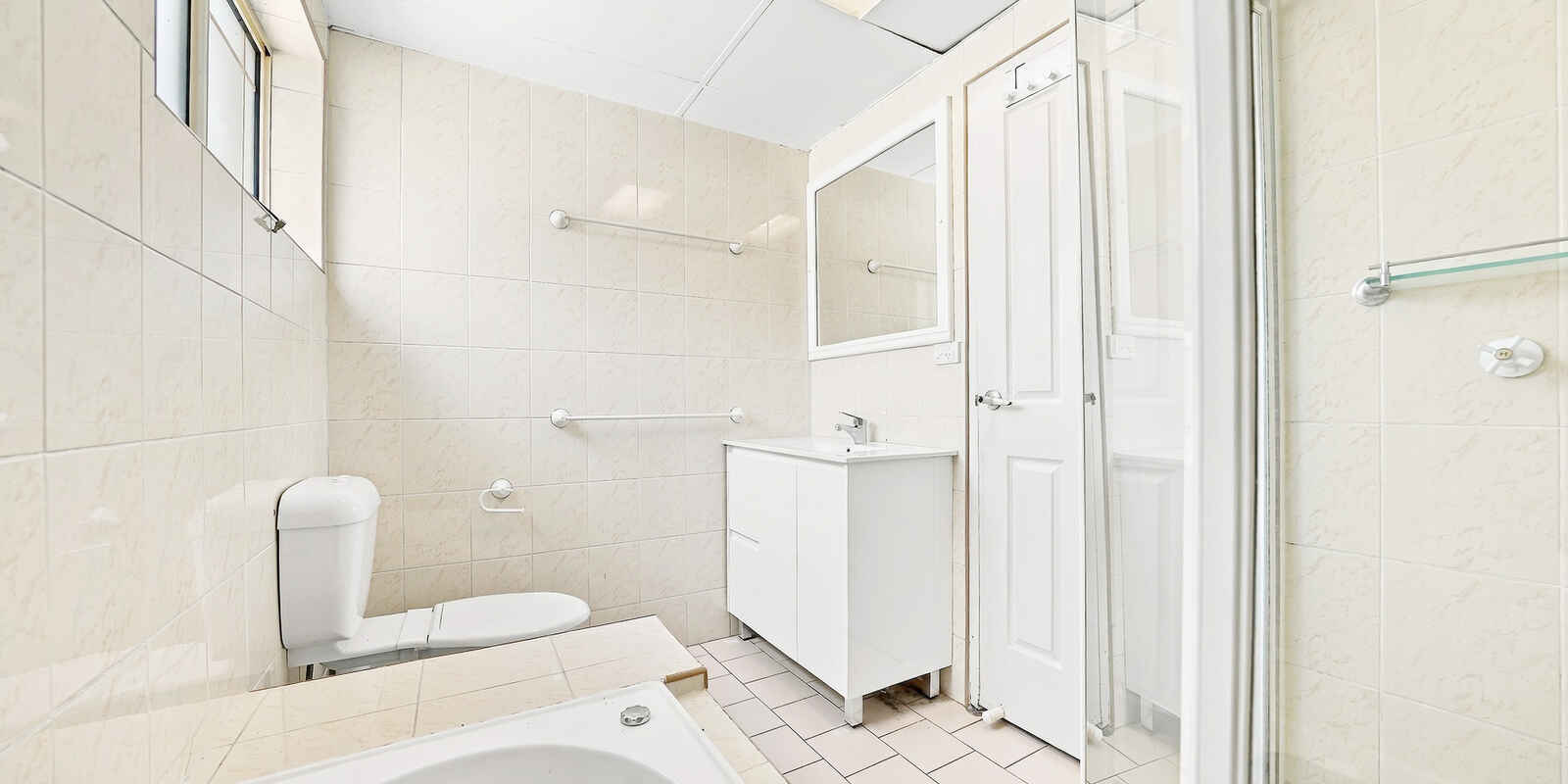 2/32 Galloway Street North Parramatta