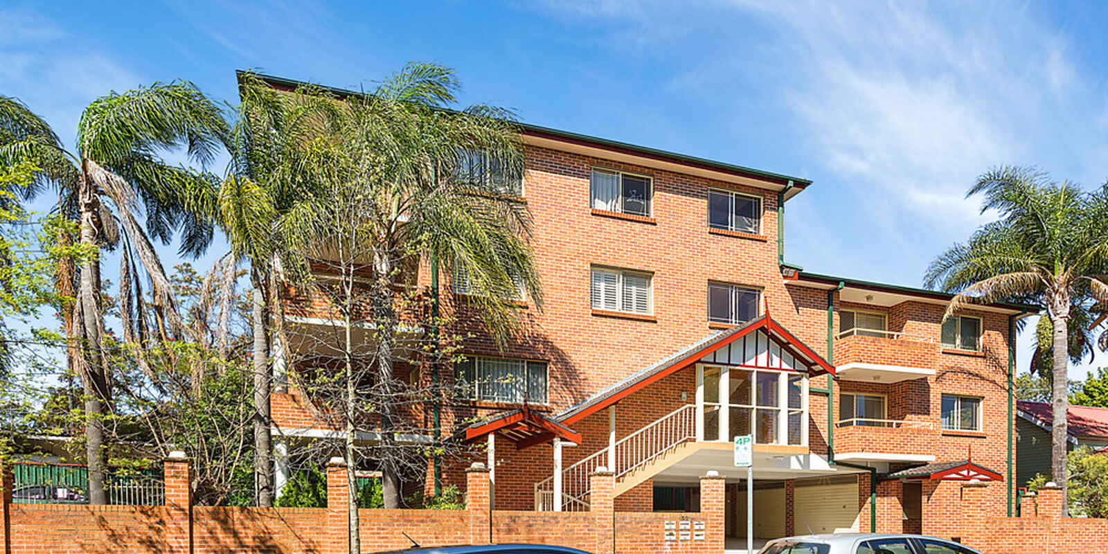 2/32 Galloway Street North Parramatta